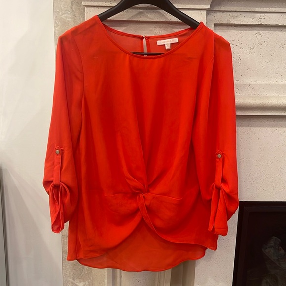 Red high low blouse. Worn once. Size medium - Picture 1 of 7